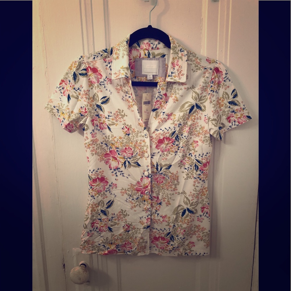 Anthropologie floral button down blouse size xs